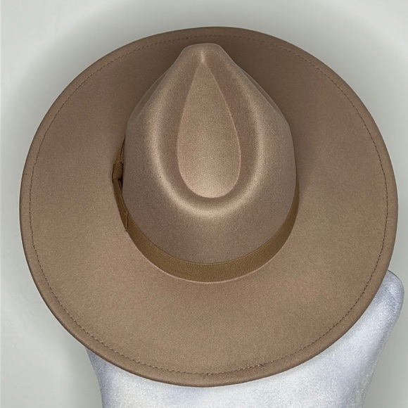 NWOT Felt Panama Hat in Sand - Picture 3 of 5